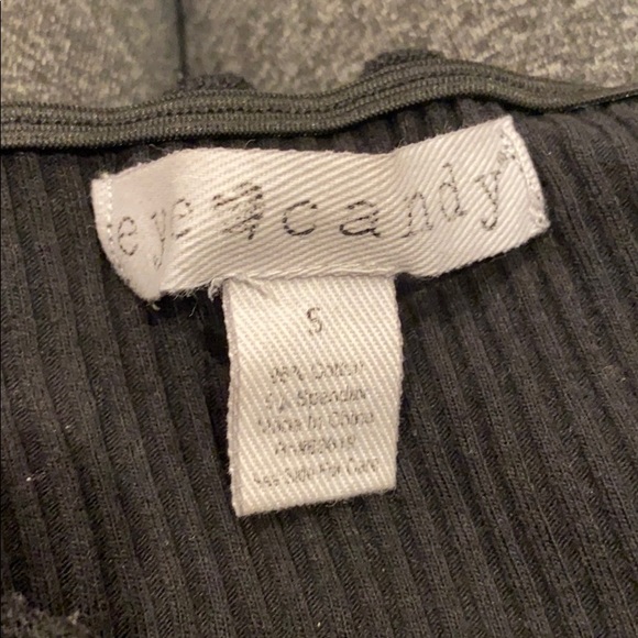 🍒SOLD🍒 Black Off the Shoulder Top!✨ - Picture 4 of 7